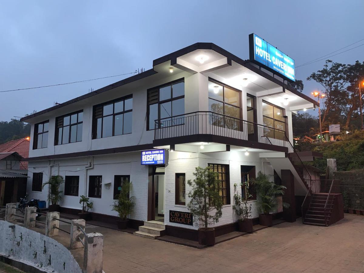 Hotel Caveri Inn マディケーリ エクステリア 写真