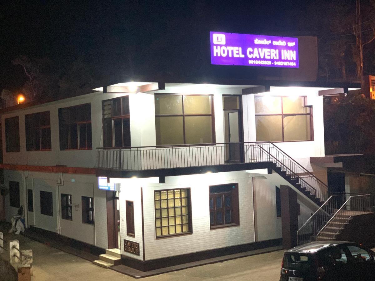 Hotel Caveri Inn マディケーリ エクステリア 写真