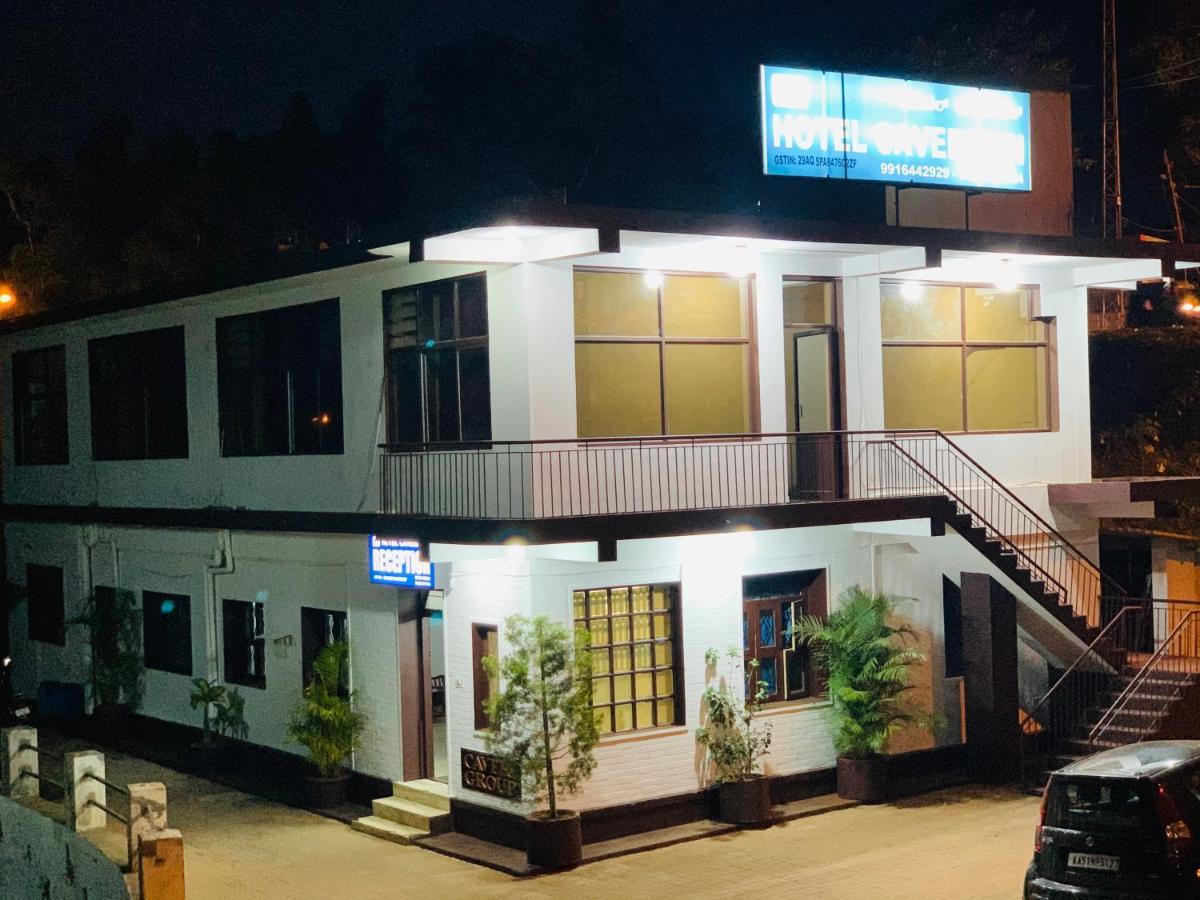 Hotel Caveri Inn マディケーリ エクステリア 写真