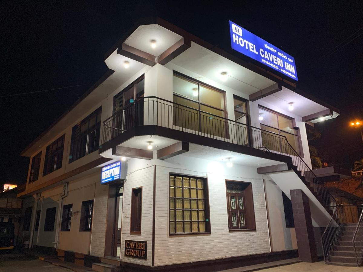 Hotel Caveri Inn マディケーリ エクステリア 写真